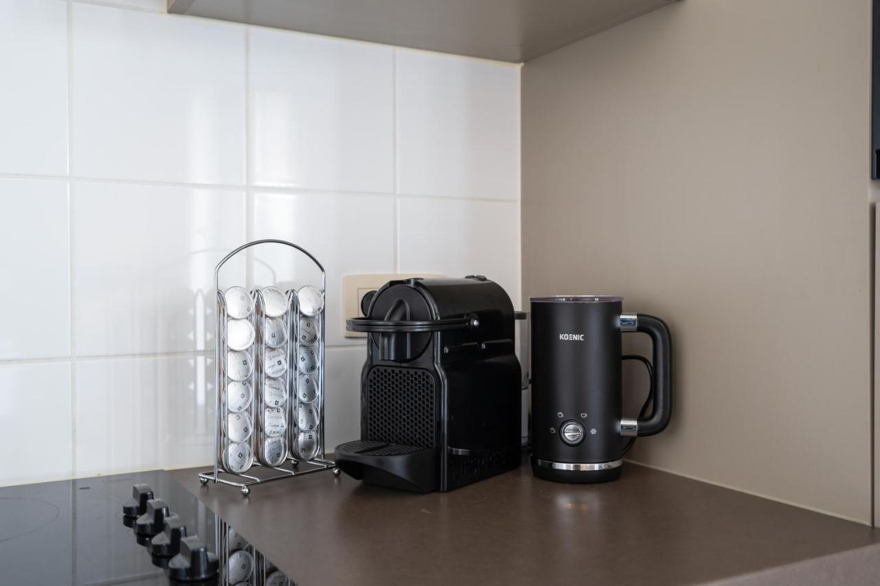 Shs Homes-Luxe Highrise, 2 Bedrooms, Kitchen, Free Parking, Stunning View, Large Tarrasse, Workspace 哈瑟尔特 外观 照片